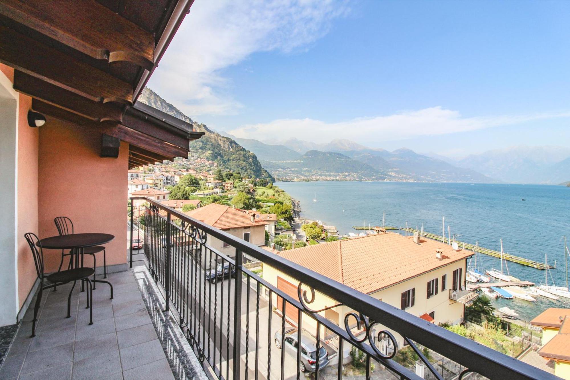 Appartamento Al Porto Pianello Del Lario Eksteriør bilde
